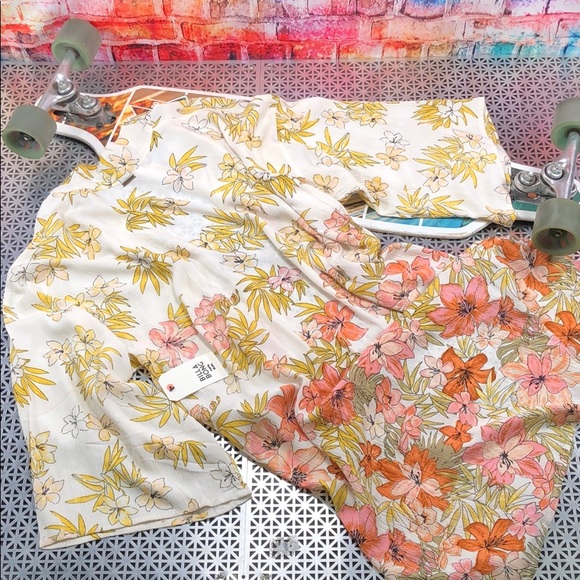 🔥🔥BILLABONG— FIRE NIGHTS COVER UP🔥🔥 - Picture 8 of 9